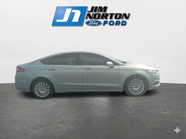 Used 2014 Ford Fusion SE image 11