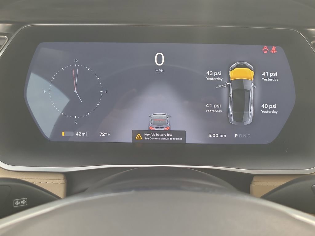 Used 2016 Tesla Model S 70D image 25