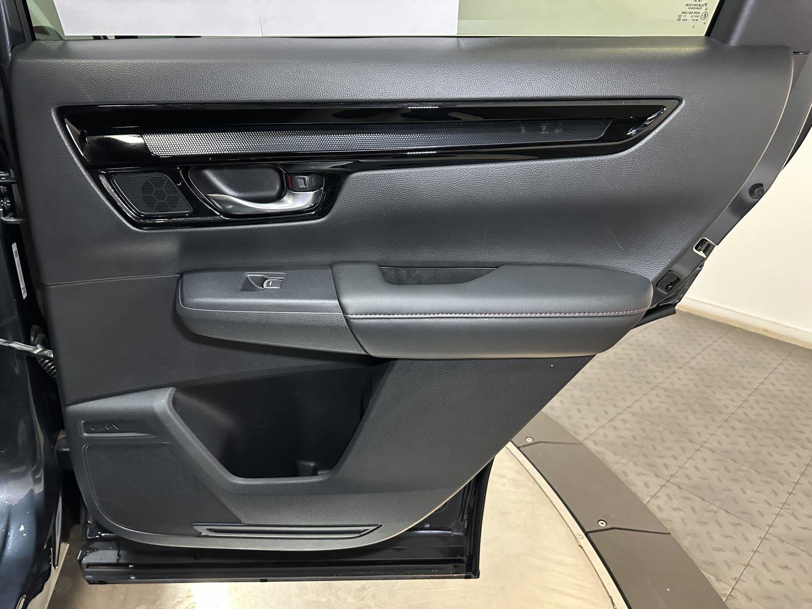 Certified 2023 Honda CR-V Sport Touring image 34