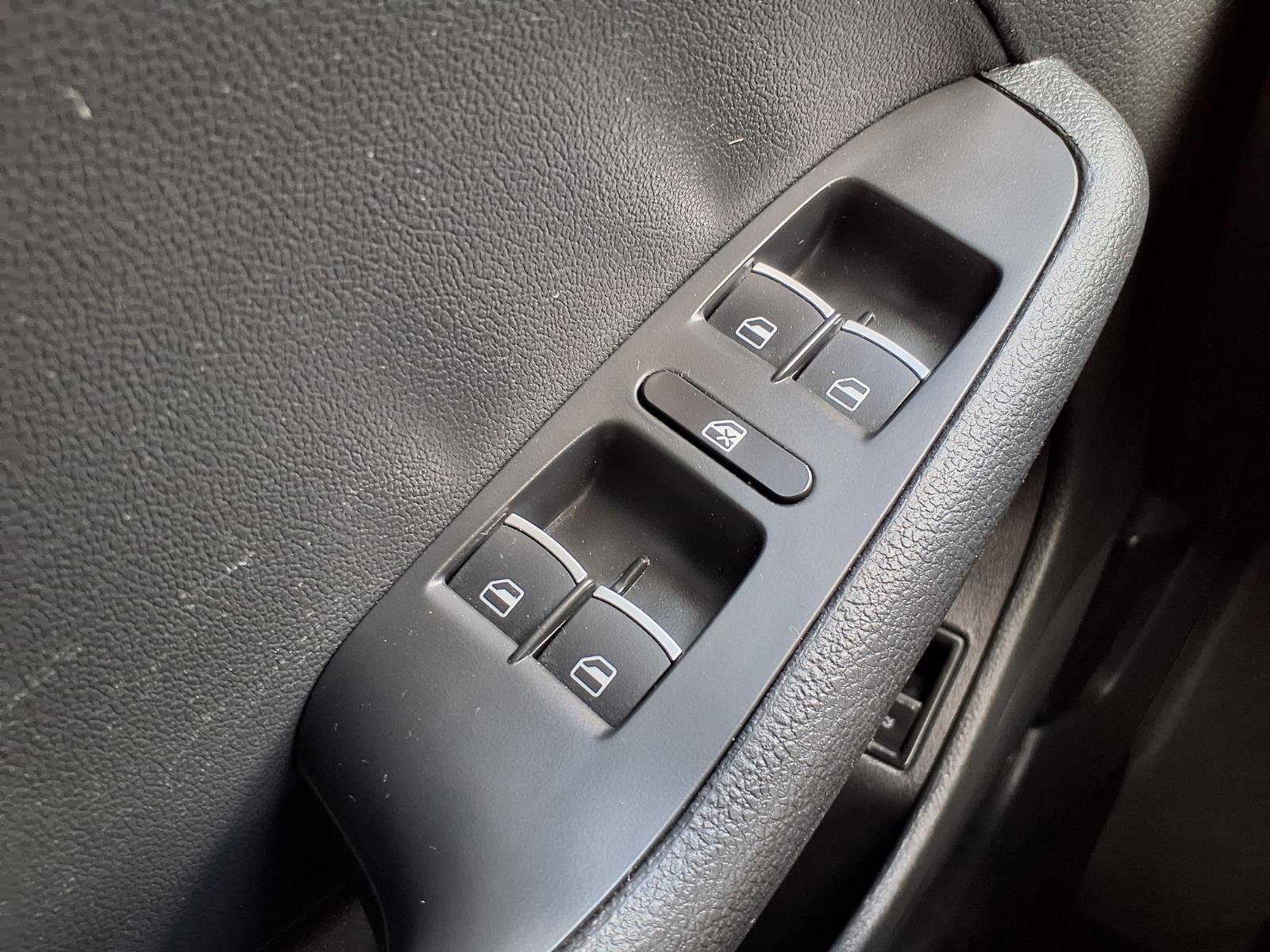 Used 2016 Volkswagen Jetta SE image 10