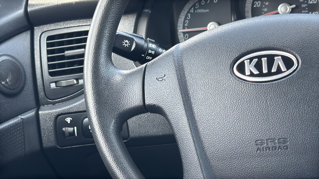 Used 2009 Kia Sportage LX FWD image 26