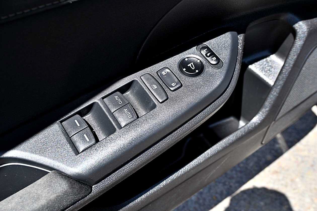 Used 2018 Honda Civic EX image 18