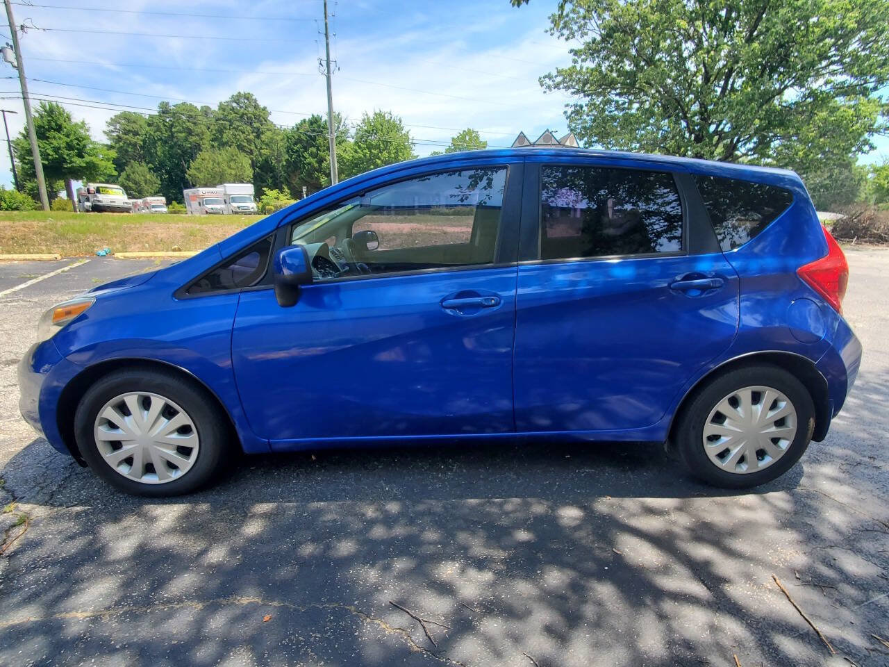 Used 2015 Nissan Versa Note SV FWD image 4