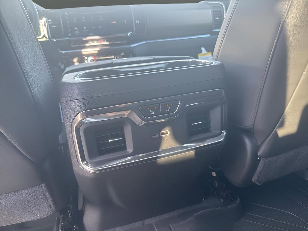 New 2026 Chevrolet Silverado 1500 High Country w/ High Country Premium Package image 38