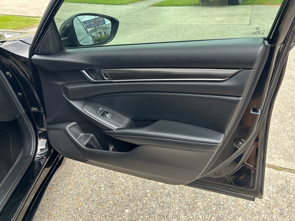 Used 2021 Honda Accord Sport image 17