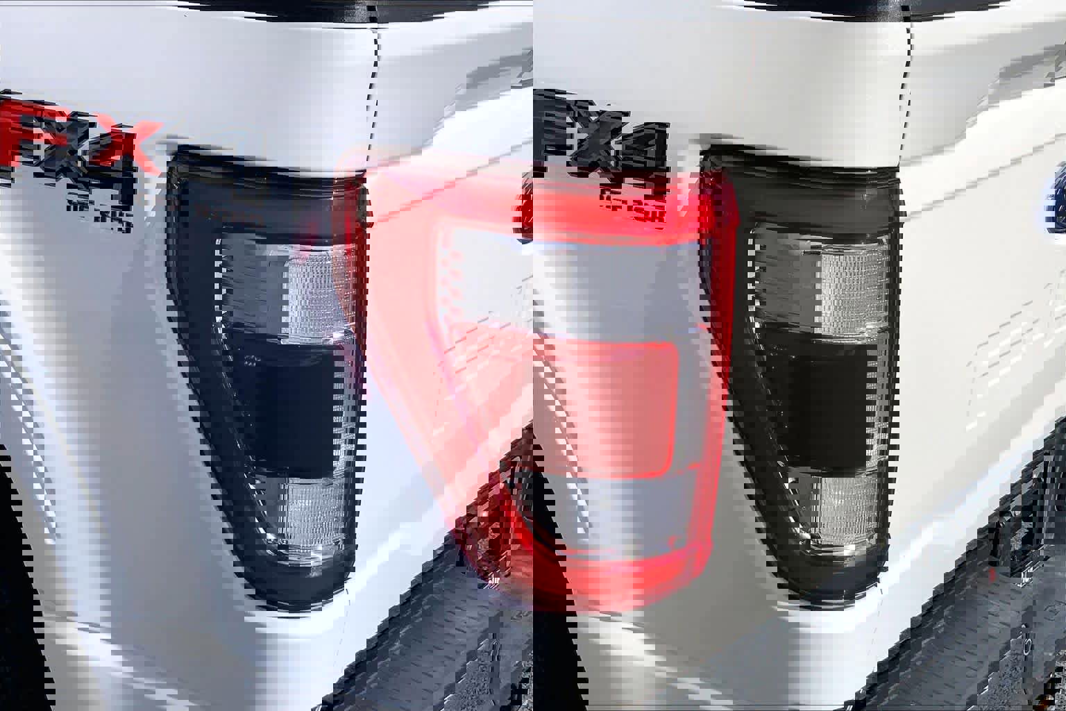 Used 2021 Ford F150 Lariat w/ Trailer Tow Package image 28