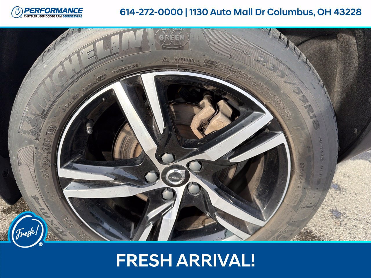 Used 2023 Volvo XC40 B5 Plus AWD/4WD image 23