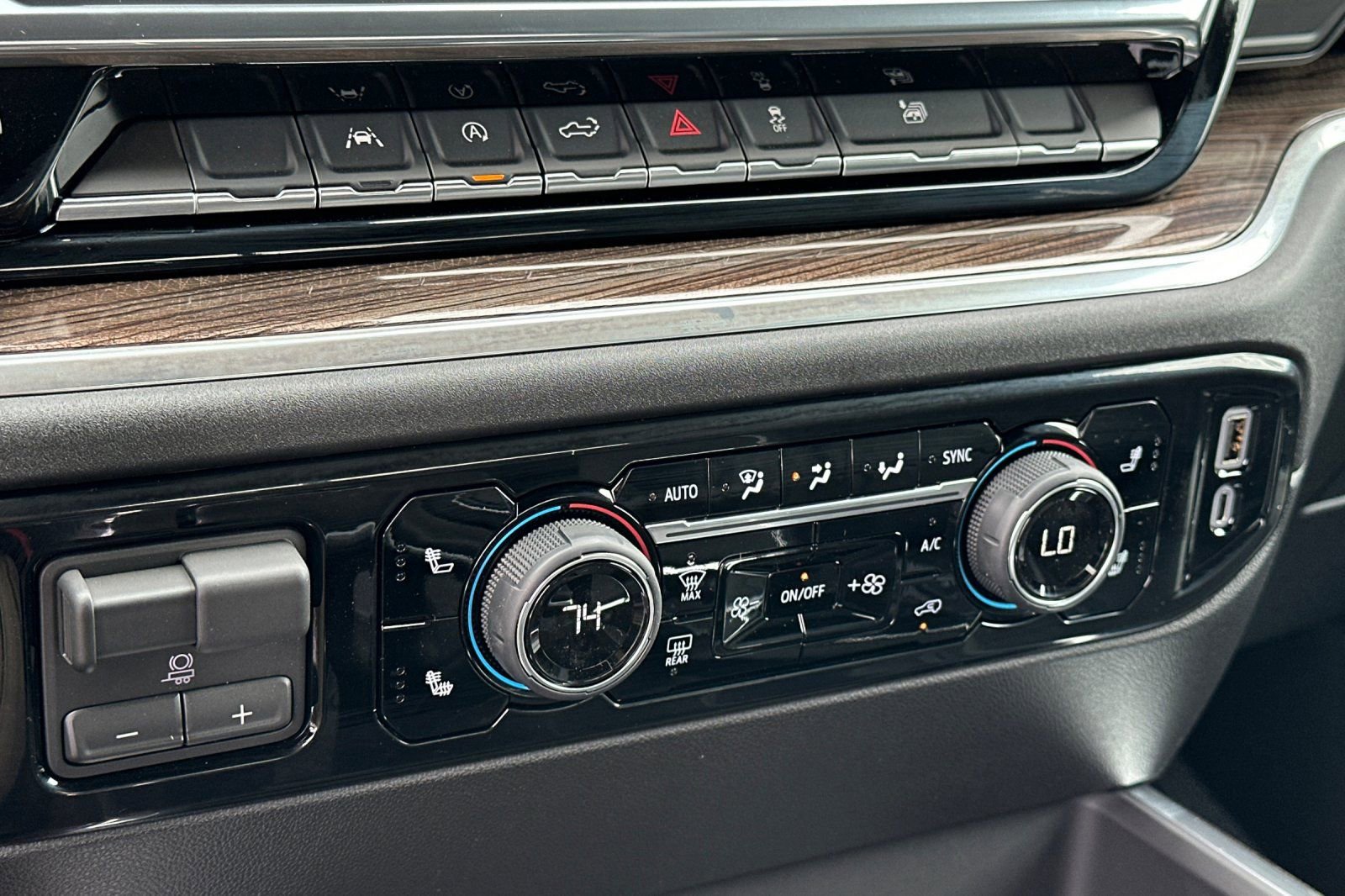 New 2026 Chevrolet Silverado 1500 RST w/ Convenience Package II image 20