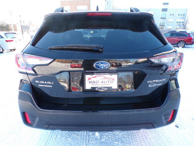 Used 2020 Subaru Outback Premium image 5