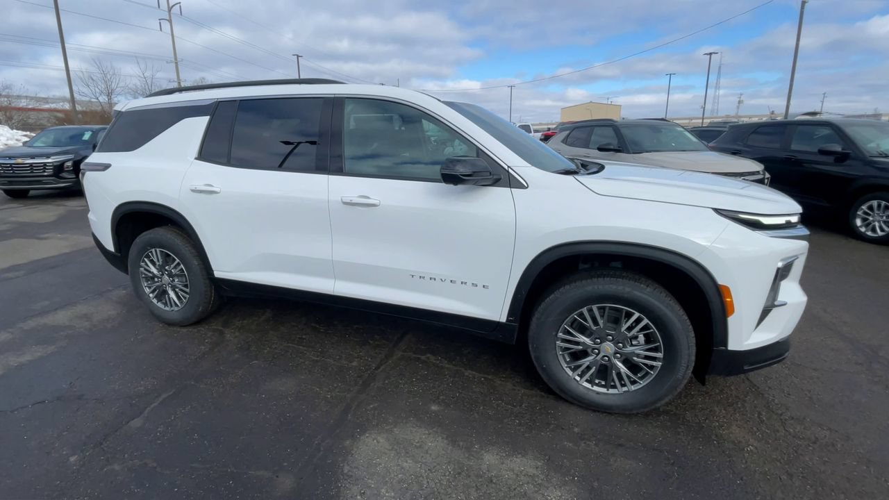 New 2026 Chevrolet Traverse LT w/ Driver Confidence Package FWD image 51