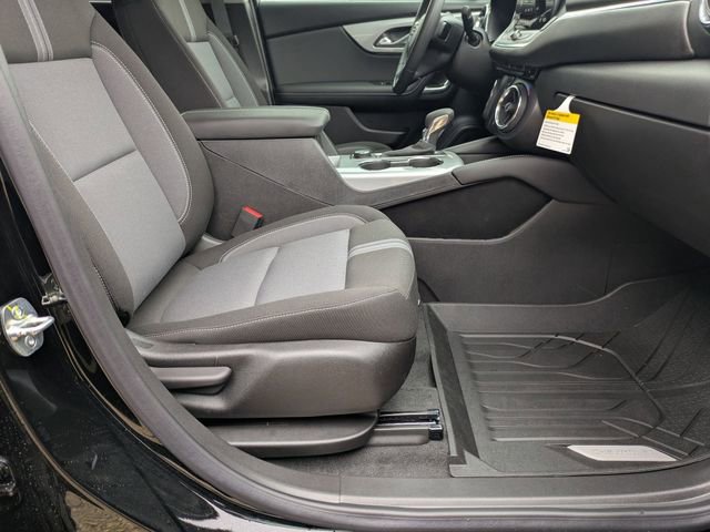 New 2025 Chevrolet Blazer LT image 34