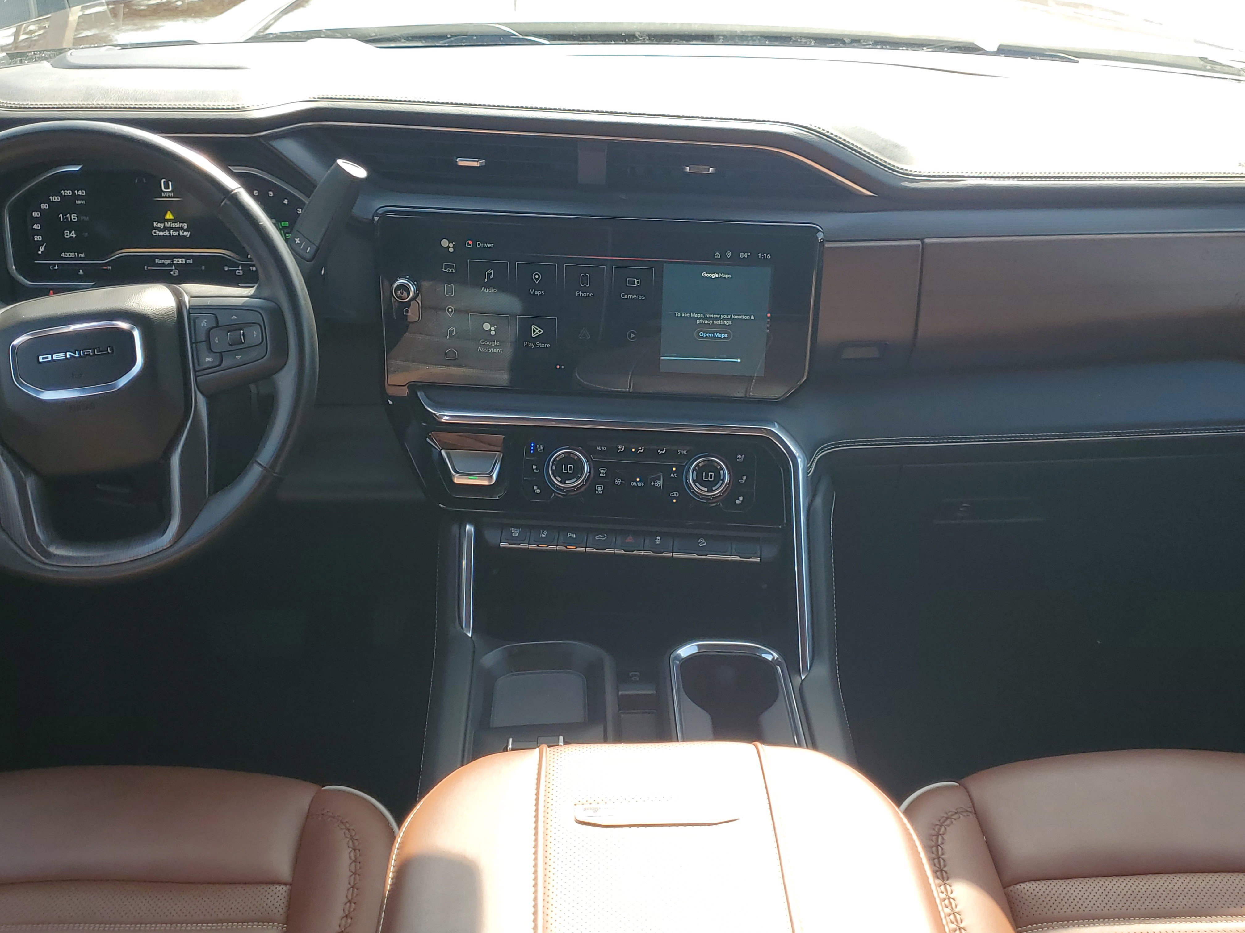 Used 2024 GMC Sierra 2500 Denali Ultimate image 16