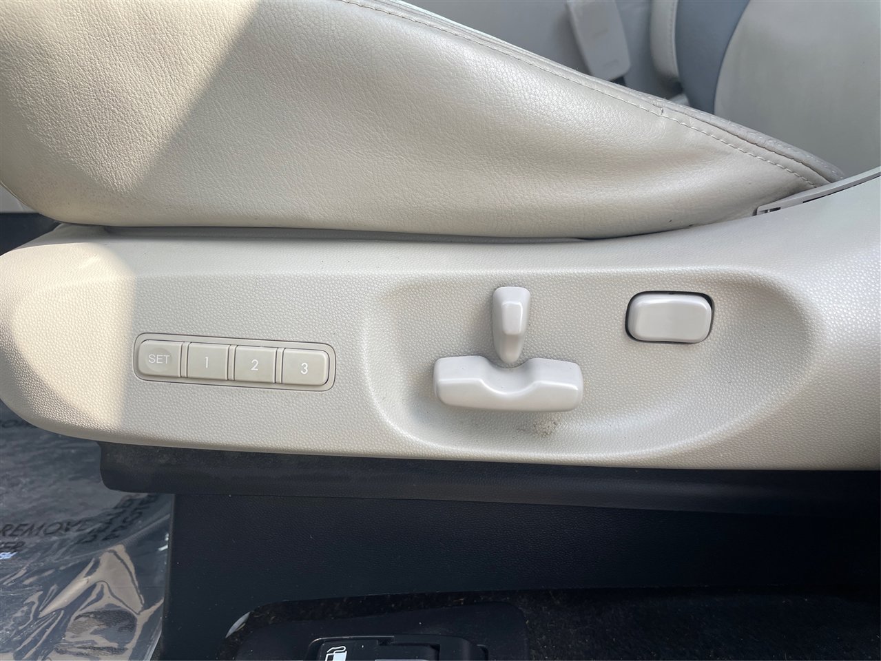 Used 2010 MAZDA CX-9 Grand Touring w/ Moonroof & Bose Audio Pkg image 21