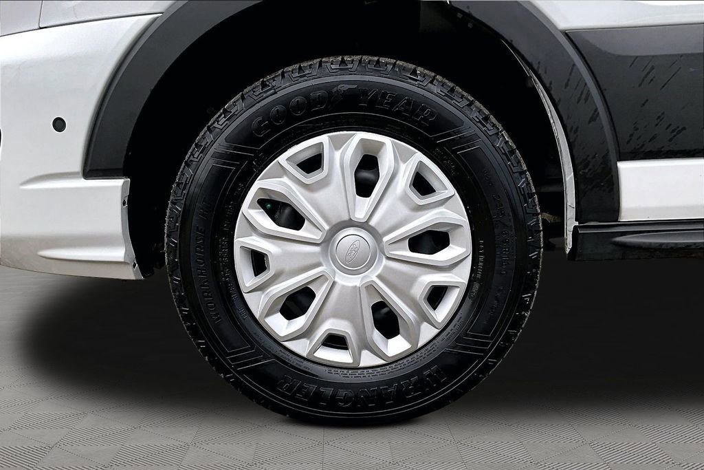 Certified 2024 Ford Transit 350 XLT image 9