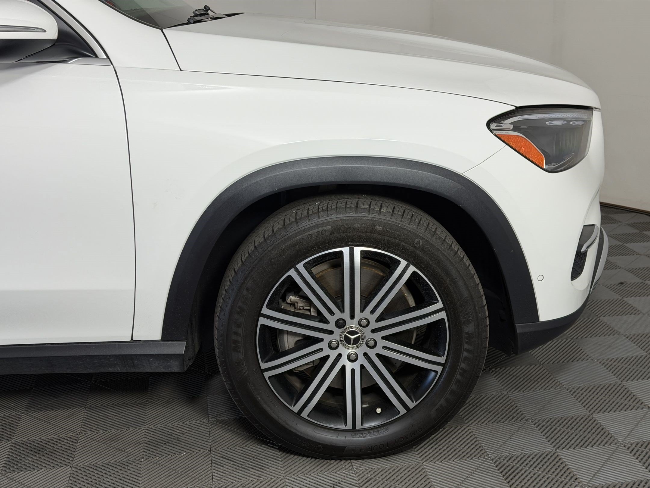 Certified 2024 Mercedes-Benz GLE 450 4MATIC image 13
