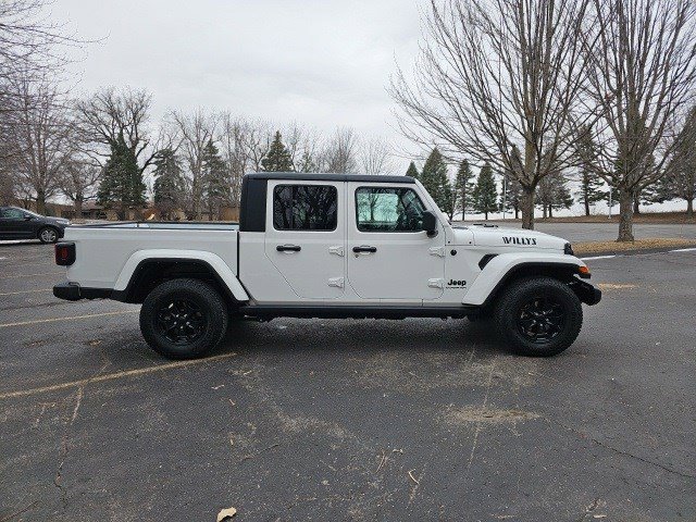 Used 2022 Jeep Gladiator Willys image 7