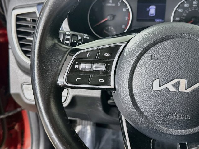 Used 2022 Kia Seltos S FWD image 13