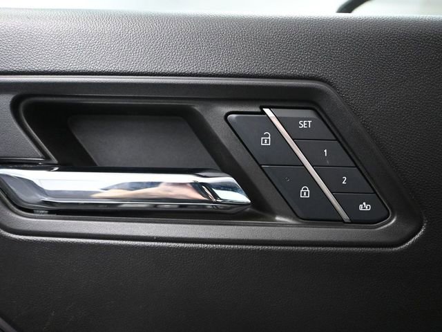 Used 2024 GMC Canyon AT4X image 25