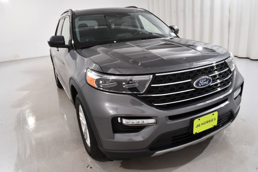 Used 2022 Ford Explorer XLT w/ Equipment Group 202A AWD/4WD image 4