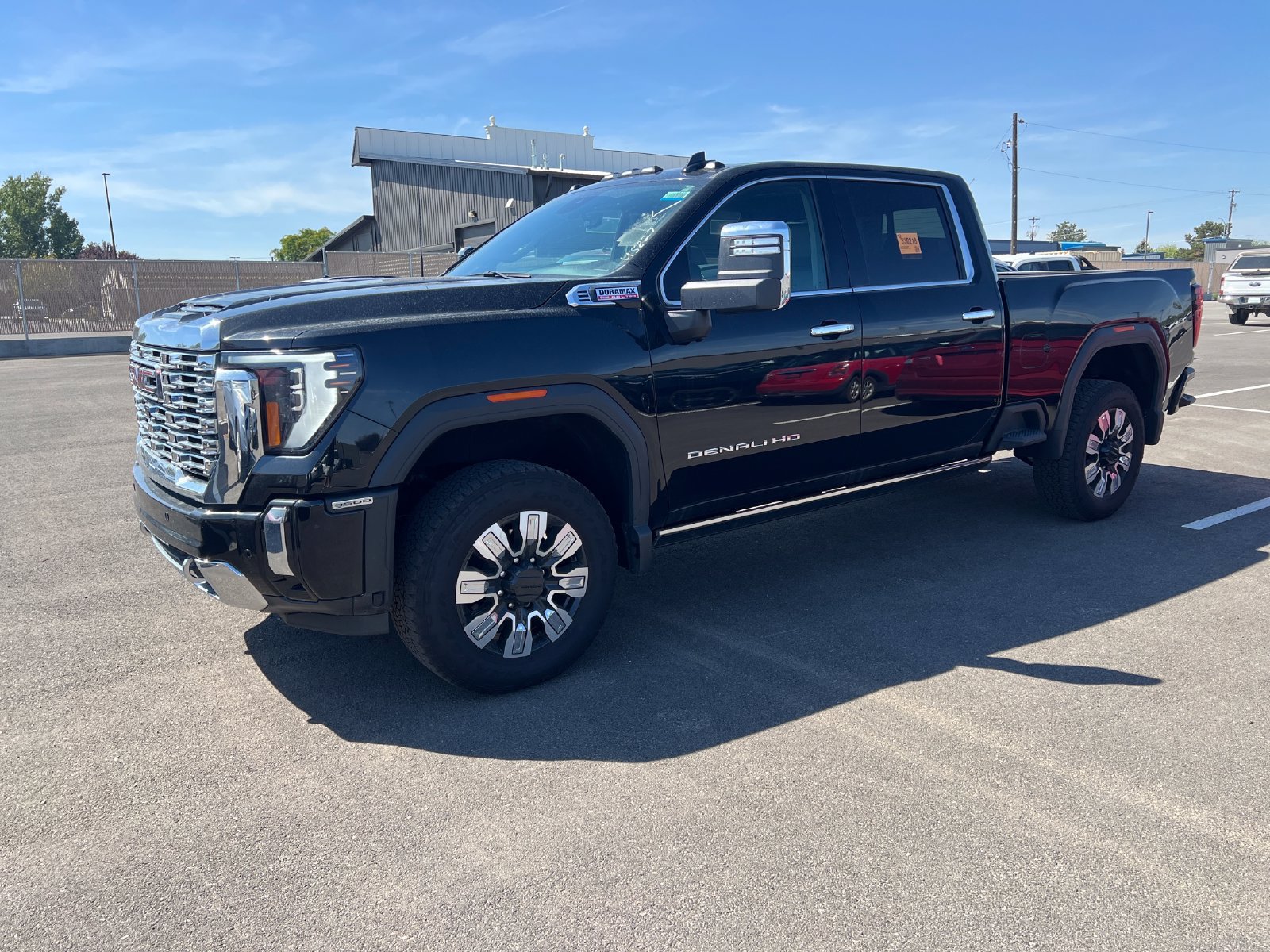 Used 2024 GMC Sierra 3500 Denali w/ Denali Reserve Package AWD/4WD image 32