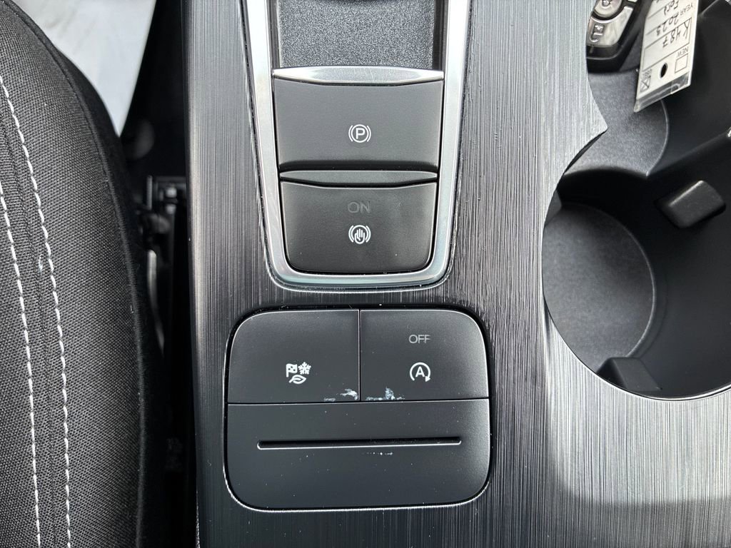 Used 2023 Ford Escape Active image 33