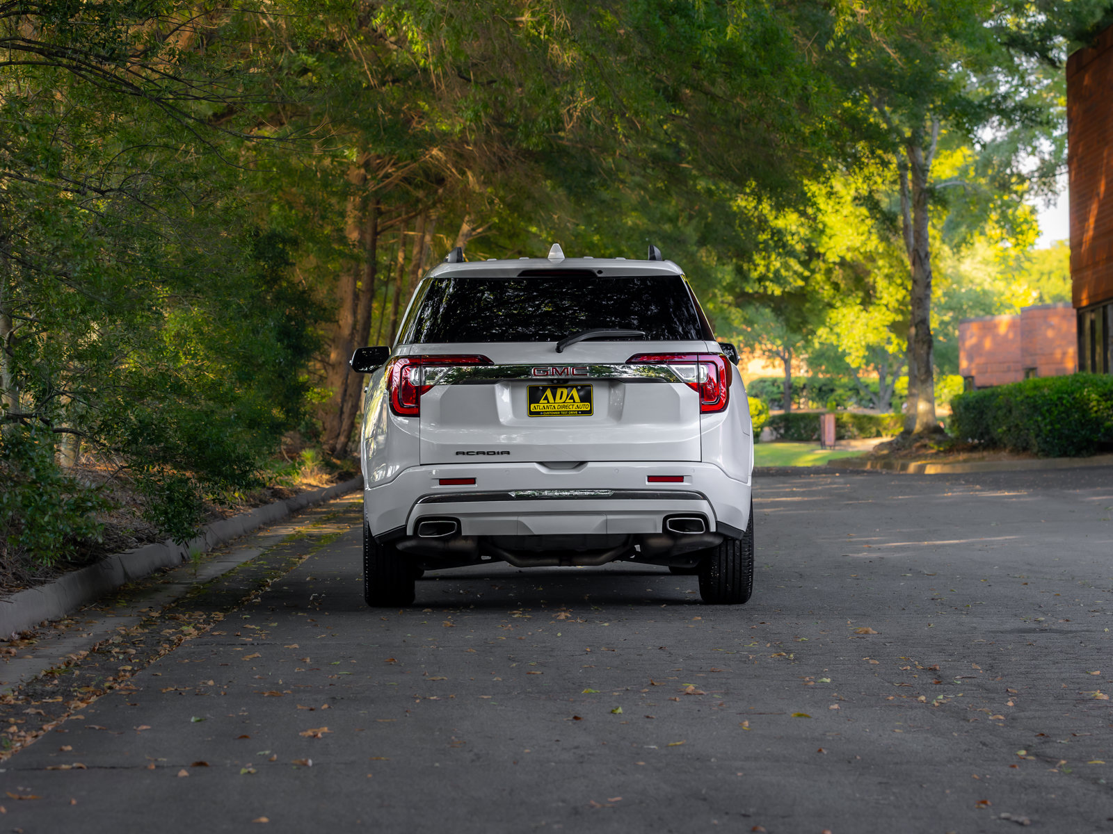 Used 2021 GMC Acadia Denali w/ Denali Technology Package FWD image 36