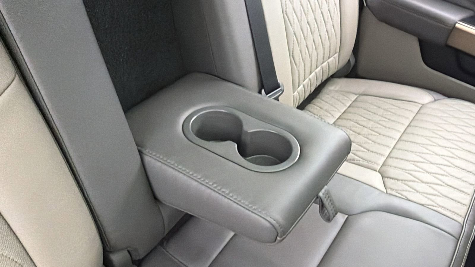 Used 2026 Ford F450 Platinum w/ Platinum Plus Package image 44