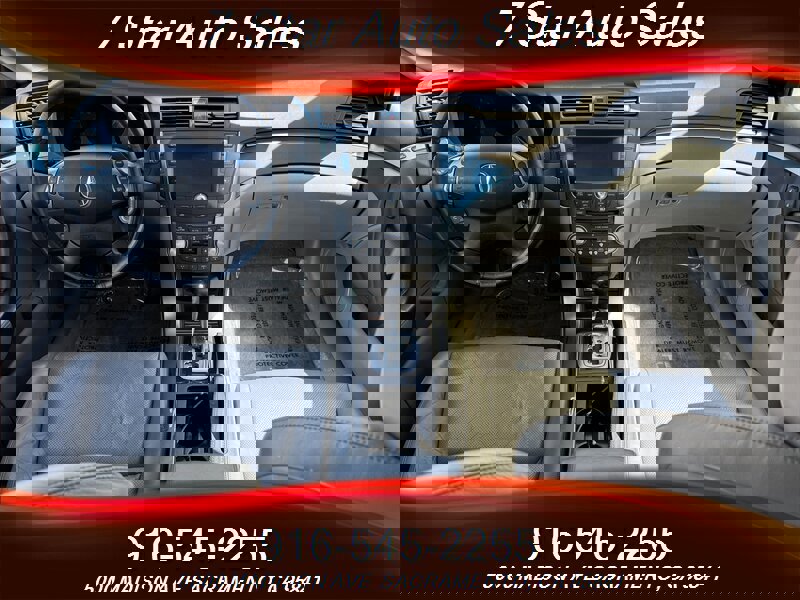 Used 2005 Acura TL w/ Navigation System image 9