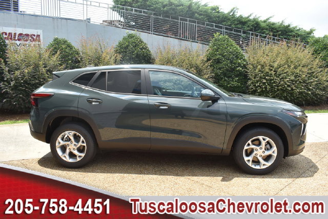 New 2026 Chevrolet Trax LS w/ LS Convenience Package FWD image 11