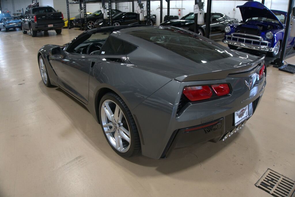 Used 2016 Chevrolet Corvette Stingray Coupe w/ 2LT Preferred Equipment Group image 4