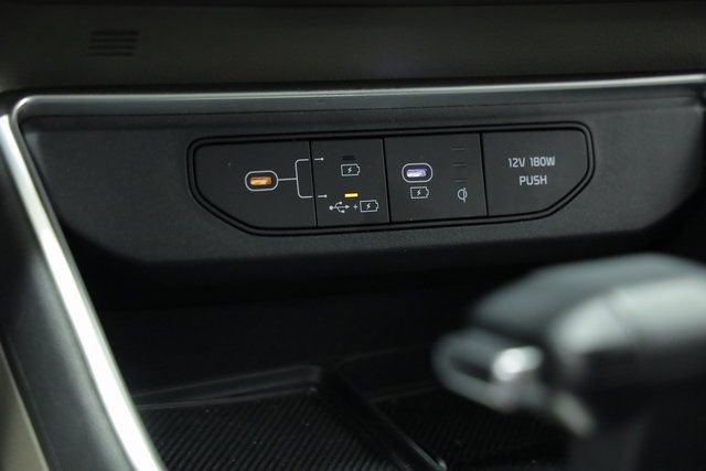 Used 2025 Kia Carnival SX image 20