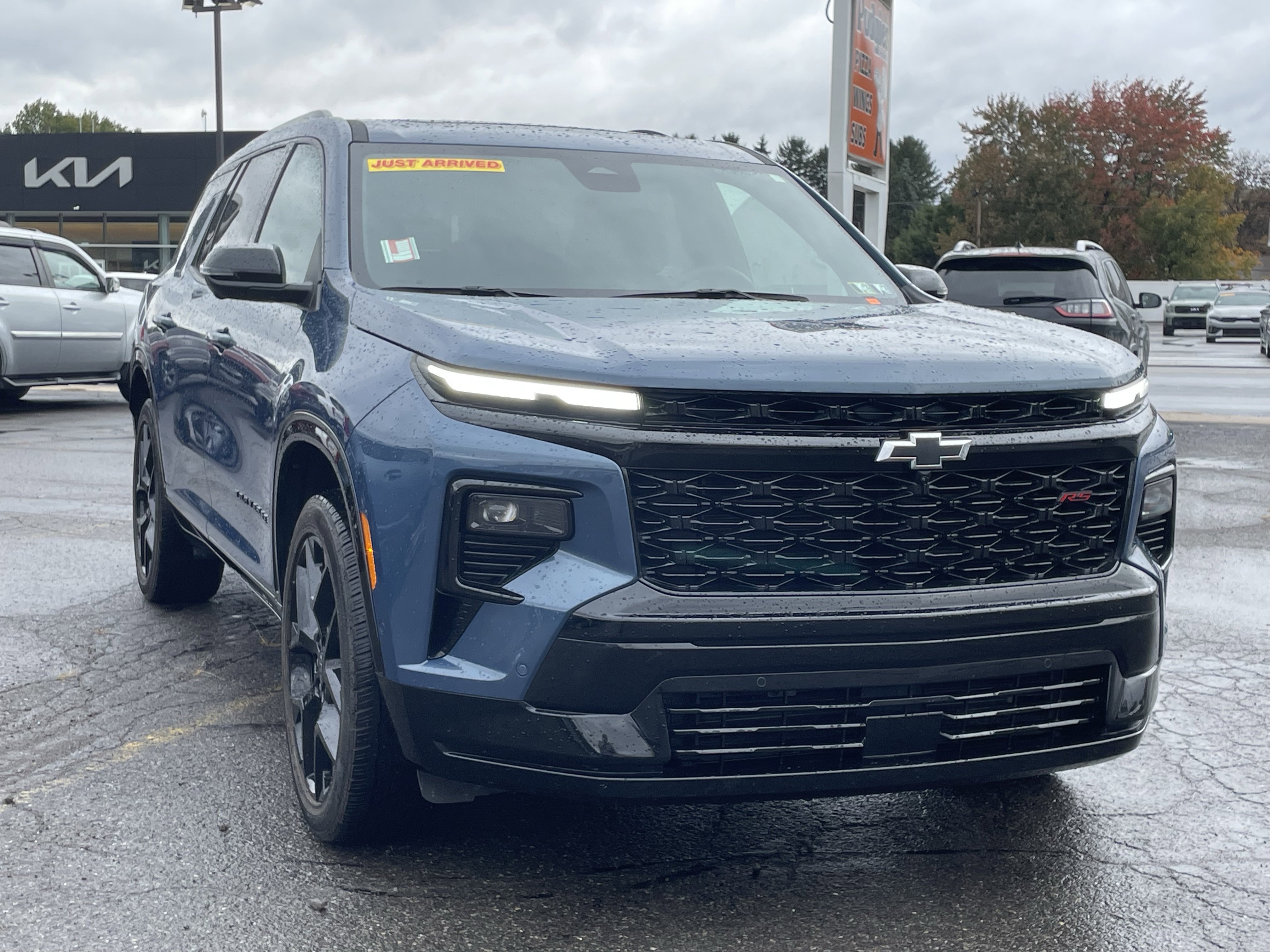 Used 2024 Chevrolet Traverse RS w/ LPO, Floor Liner Package