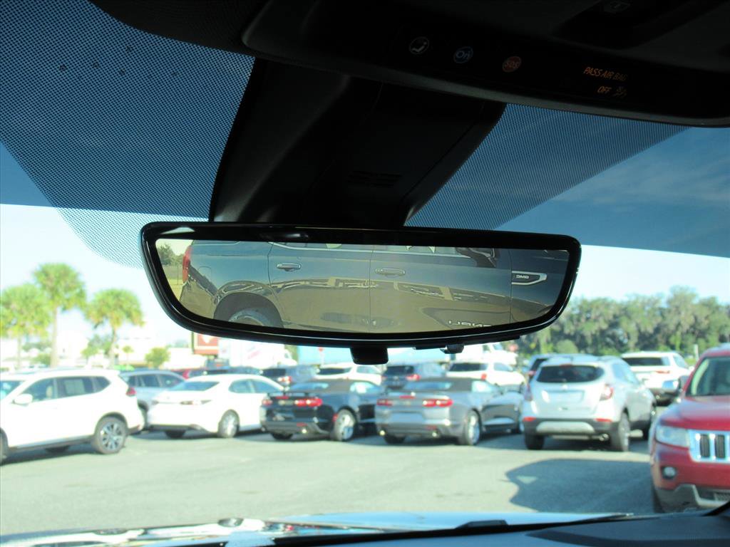 Used 2021 Chevrolet Tahoe Premier w/ Premium Package image 25