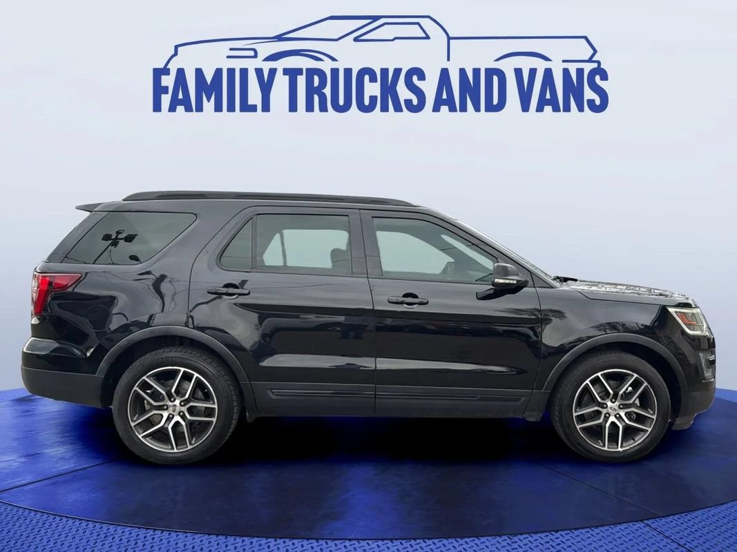 Used 2016 Ford Explorer Sport w/ Equipment Group 401A AWD/4WD image 6