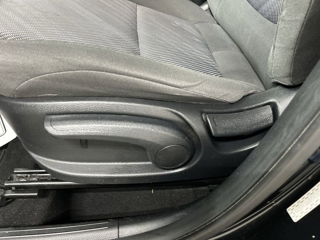 Certified 2024 Kia Seltos LX AWD/4WD image 10