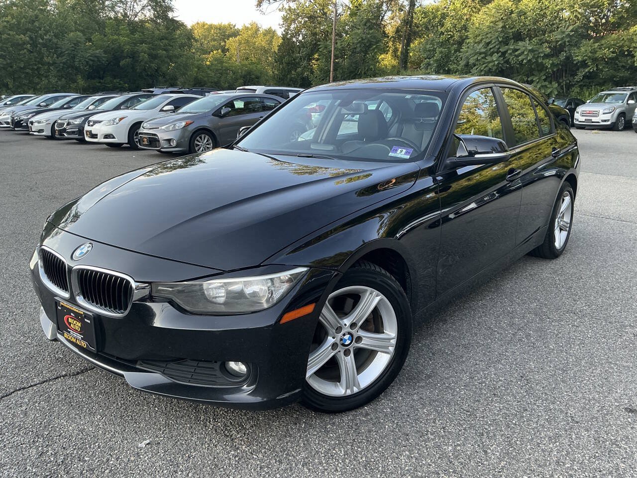 Used 2014 BMW 320i xDrive Sedan AWD/4WD image 1