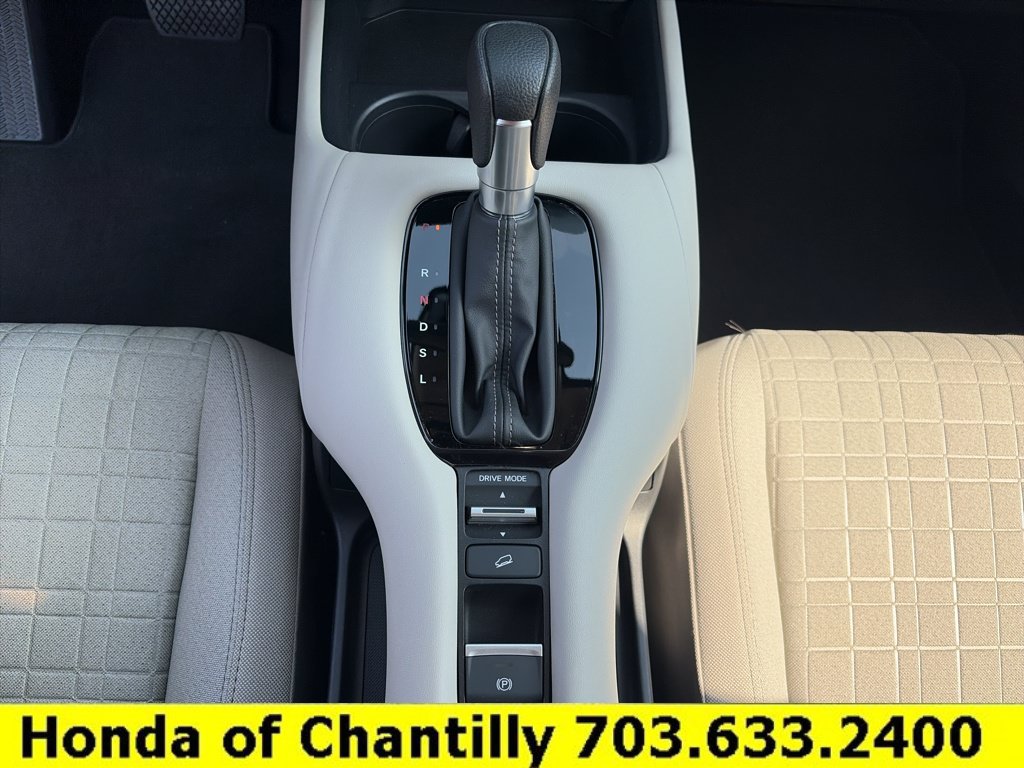 Used 2024 Honda HR-V LX image 17