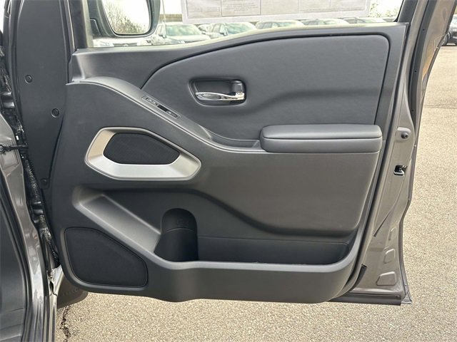 New 2026 Nissan Frontier SV w/ SV Convenience Package image 8