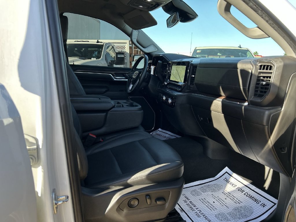 Certified 2025 GMC Sierra 1500 SLT AWD/4WD image 32