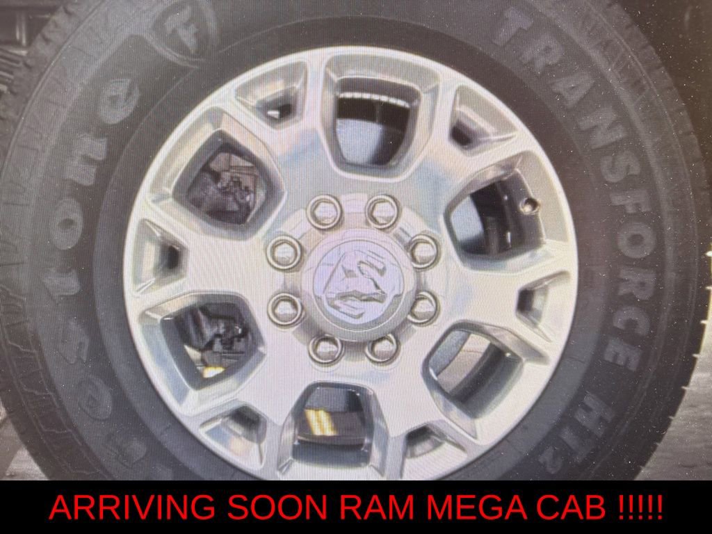 Used 2024 RAM 3500 Laramie w/ Chrome Bumper Package AWD/4WD image 11