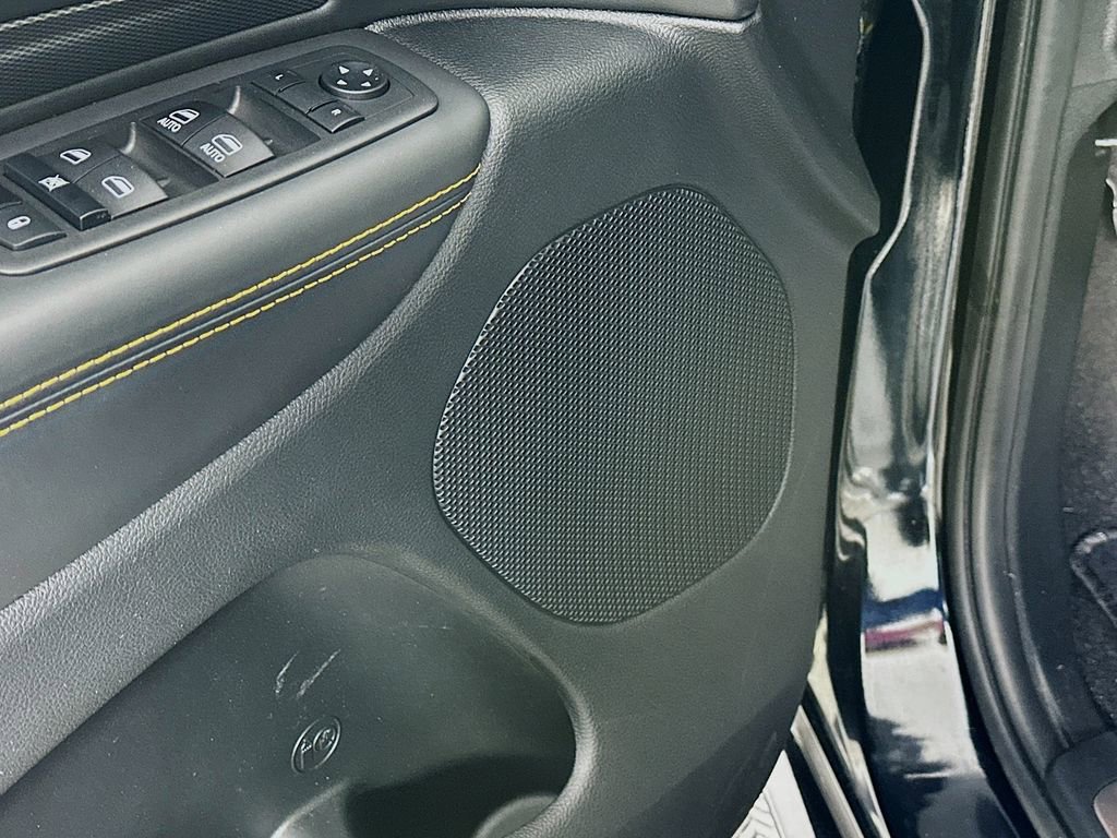 Certified 2023 Dodge Durango R/T image 30