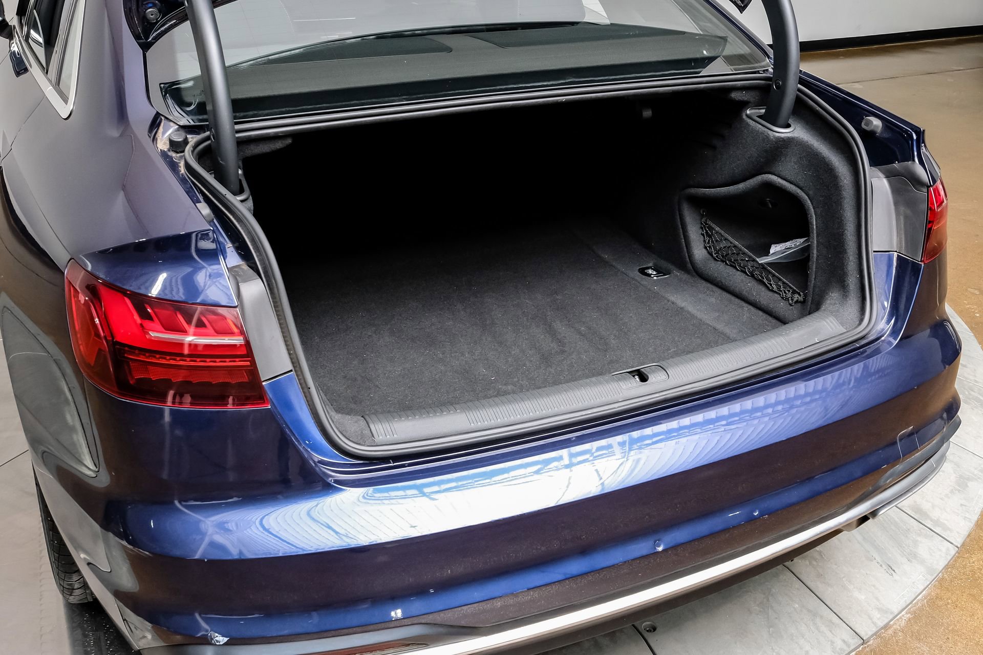 Used 2022 Audi A4 2.0T Premium image 57