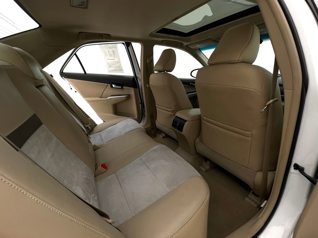 Used 2012 Toyota Camry XLE w/ Leather Pkg image 14