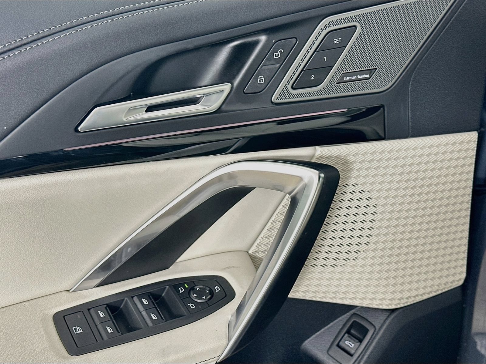 New 2027 BMW X1 xDrive28i AWD/4WD image 17