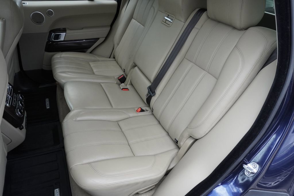 Used 2016 Land Rover Range Rover Supercharged AWD/4WD image 30