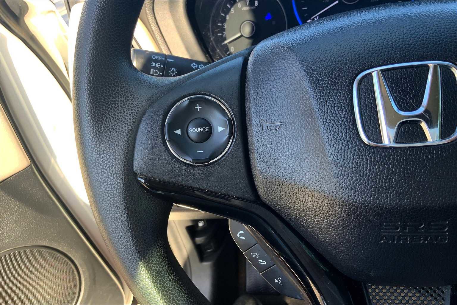 Used 2018 Honda HR-V LX image 22
