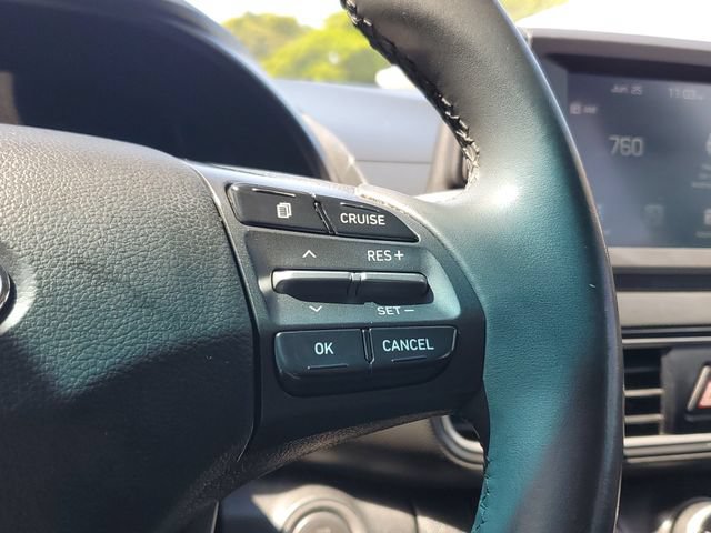 Used 2018 Hyundai Kona SEL AWD/4WD image 16