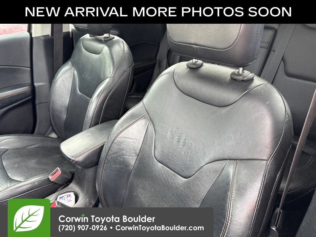 Used 2018 Jeep Compass Limited w/ Navigation Group AWD/4WD image 14
