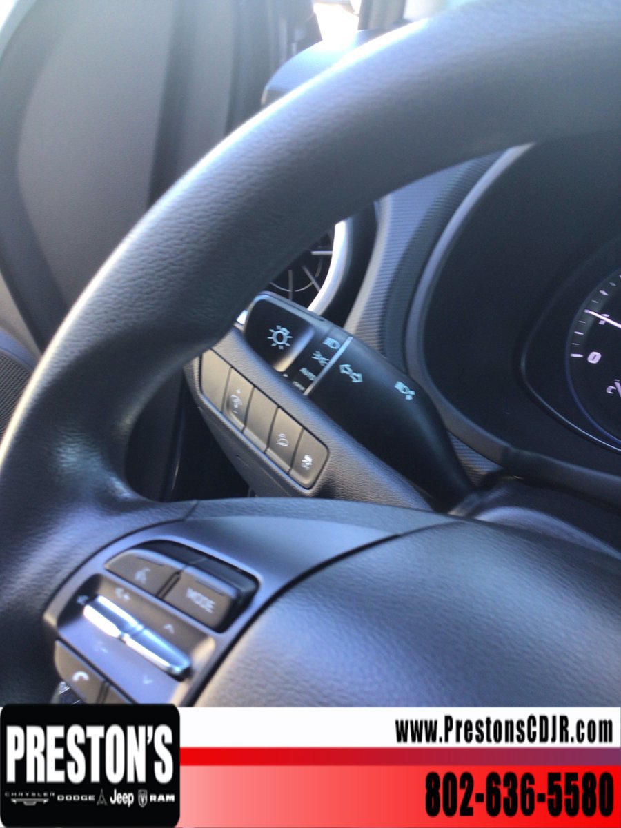 Used 2023 Hyundai Kona SEL AWD/4WD image 12