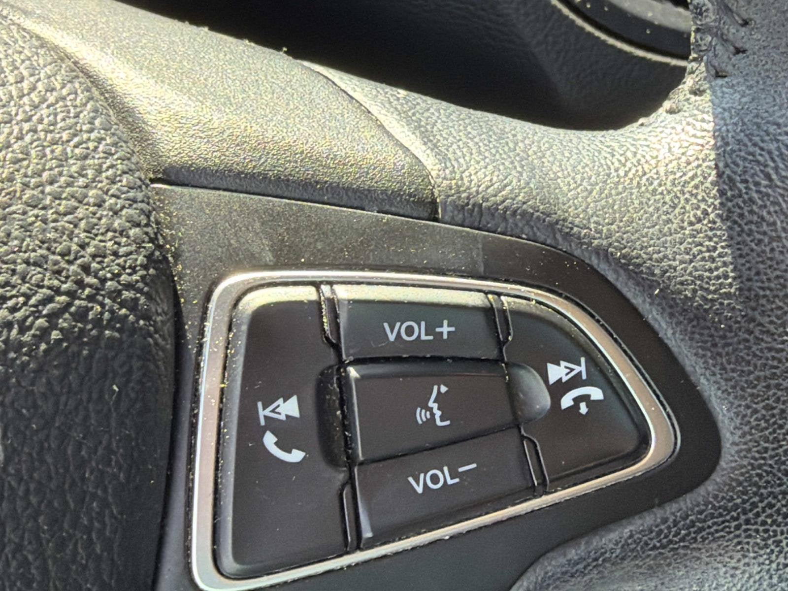 Used 2019 Ford Escape SEL FWD image 14